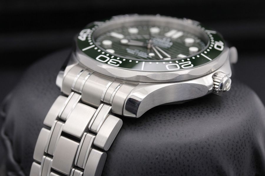 Omega Seamaster Diver 300m 210.30.42.20.10.001